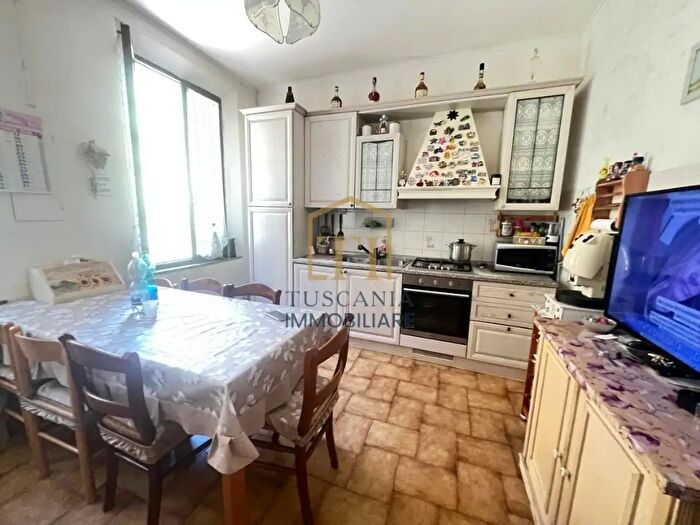 Appartamento quadrilocale in vendita in Colle Di Val DElsa