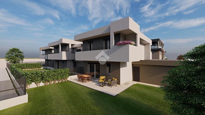 Case in Vendita e in Affitto - 3