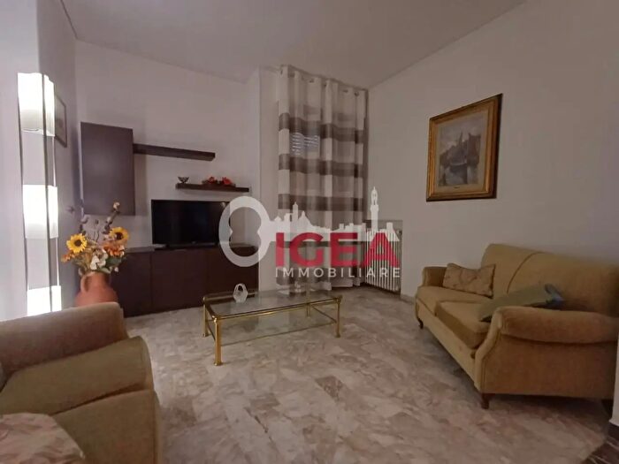 Casa in affitto in Elle Province, Siena
