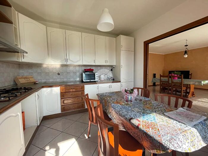 Appartamento quadrilocale in vendita in Via delle Rose, Cenate Sopra