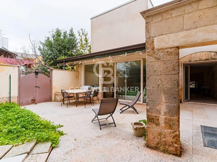 Casa con 5 locali in vendita in Via Antonio Labianca, Adelfia