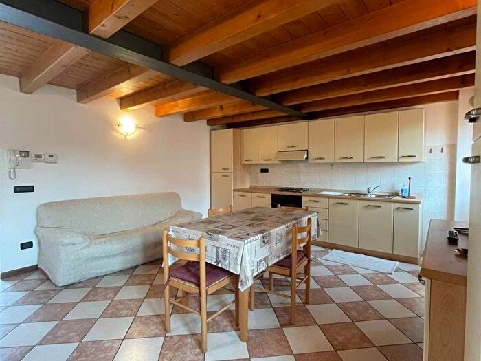 Appartamento bilocale in affitto in Veronetta, Verona