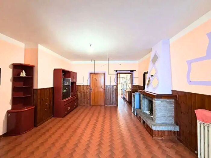 Casa con 6 locali in vendita in Località San Romano, Citerna