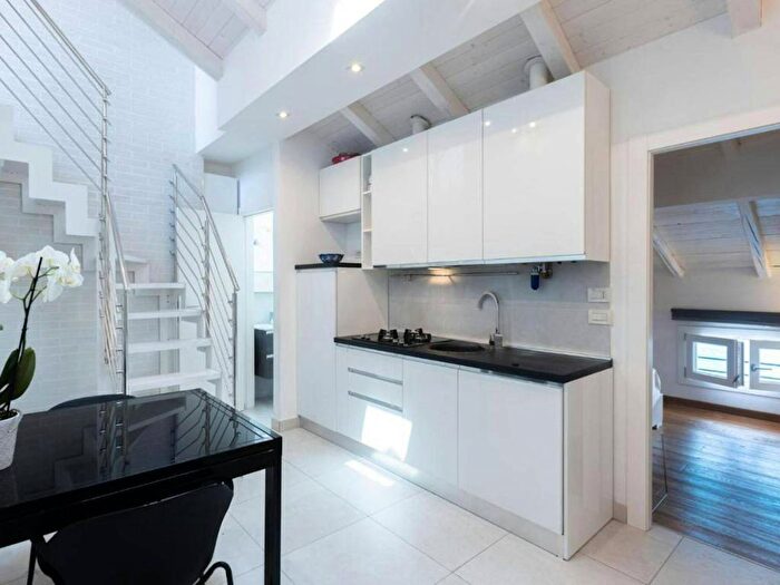 Appartamento monolocale in affitto in Via De Giudei, Centro Storico, Bologna