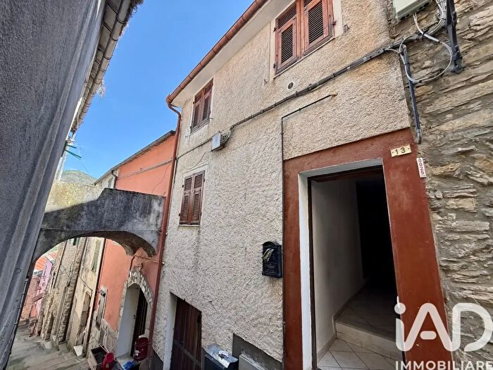 Appartamento con 5 locali in vendita in Via Draghi, Caravonica