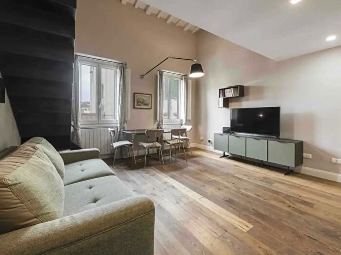 Appartamento monolocale in affitto in Via degli Alfani, Firenze