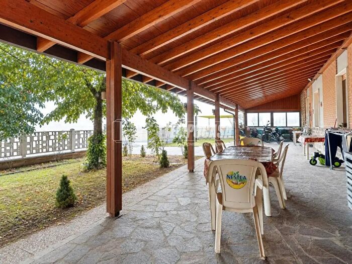 Appartamento quadrilocale in vendita in Via Monteombraro, Zocca
