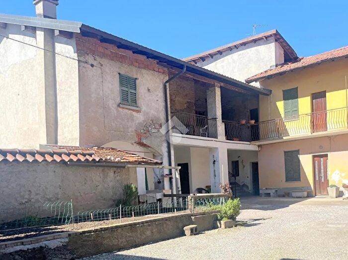 Case in Vendita e in Affitto - 3