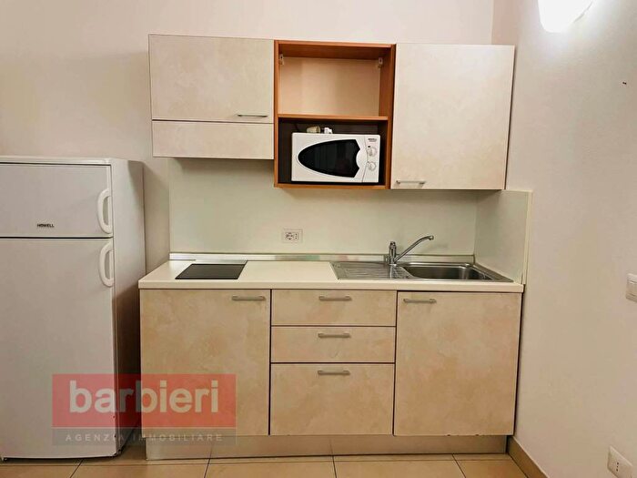 Appartamento trilocale in affitto in Viale Dei Mille, Centro, Cervia