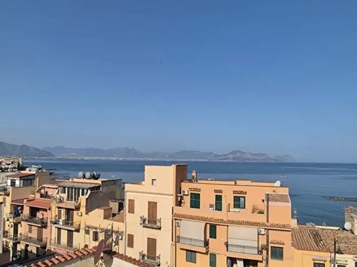 Appartamento quadrilocale in vendita in Via Andrea Botta, Bagheria