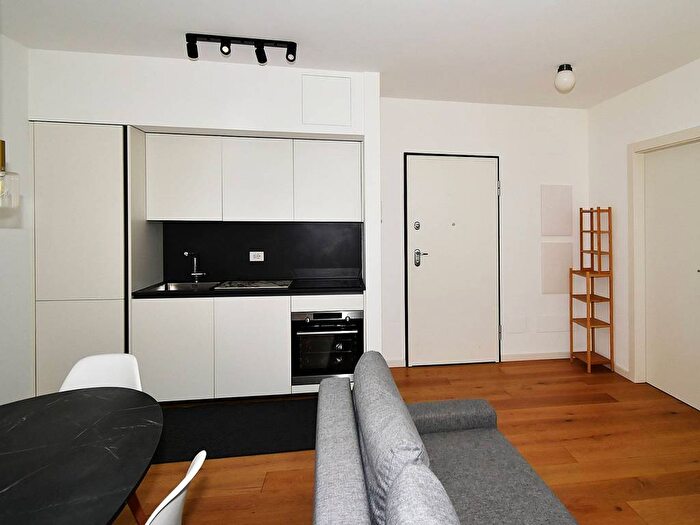 Appartamento bilocale in affitto in Via Aleardo Aleardi, Paolo Sarpi, Milano