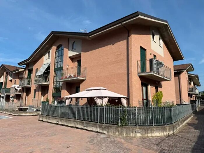 Appartamento trilocale in vendita in Via Pontegrosso, Diano D'Alba