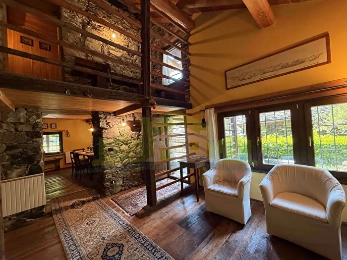 Casa con 5 locali in vendita in Frazione Balma, Alagna Valsesia