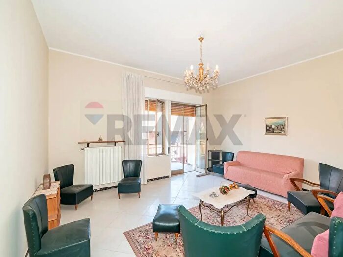 Appartamento con 5 locali in vendita in Via Bonaventura, Randazzo