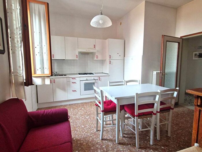 Casa con 5 locali in affitto in Via Porta Vecchia, Centro Storico, Este