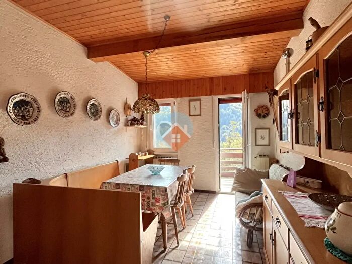 Appartamento trilocale in vendita in Località Mosee, Brentonico
