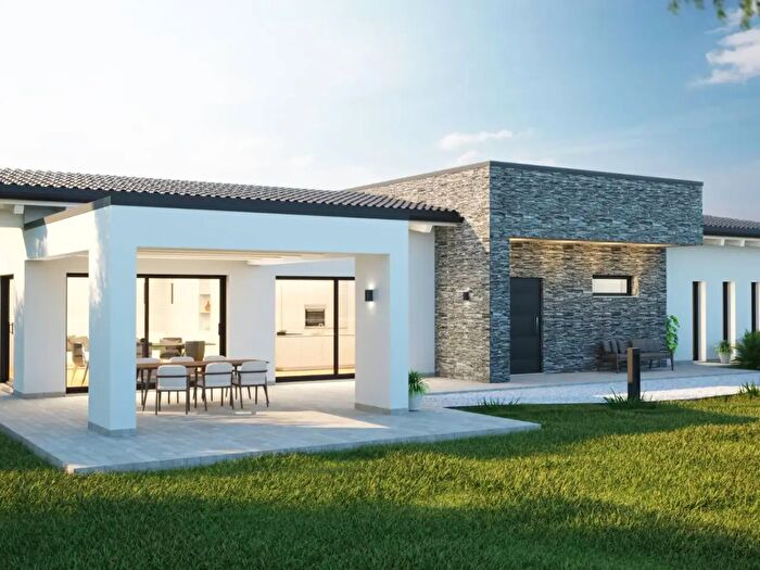 Casa con 8 locali in vendita in Via Belvedere, Pianoro