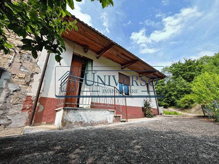 Casa trilocale in vendita in Località Alba Nuova Fortunago, Fortunago