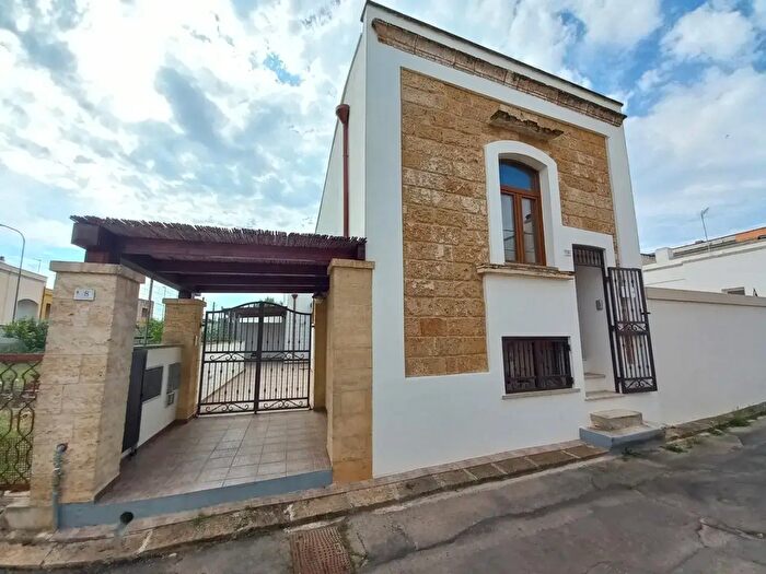 Casa con 5 locali in vendita in Via XXIV Maggio, Ugento