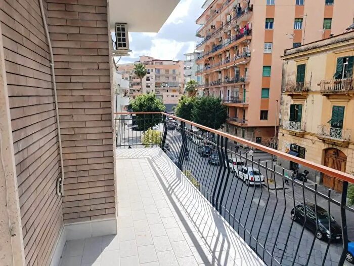 Appartamento trilocale in affitto in Via Guglielmo Marconi, Casoria