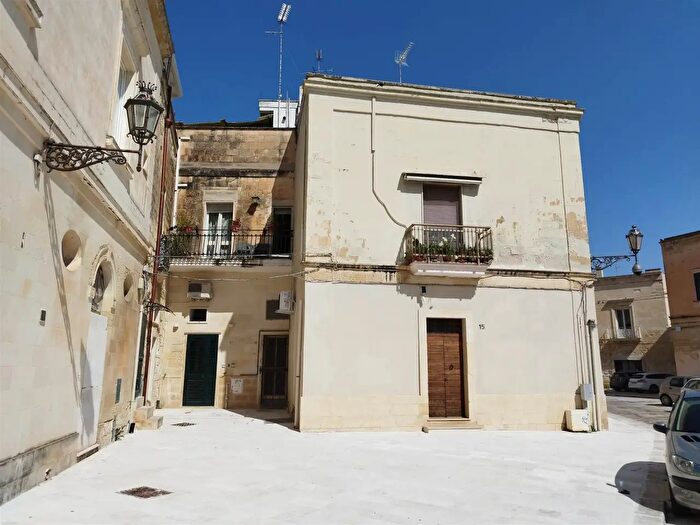 Appartamento con 6 locali in vendita in Piazzetta Giorgio Baglivi, Lecce