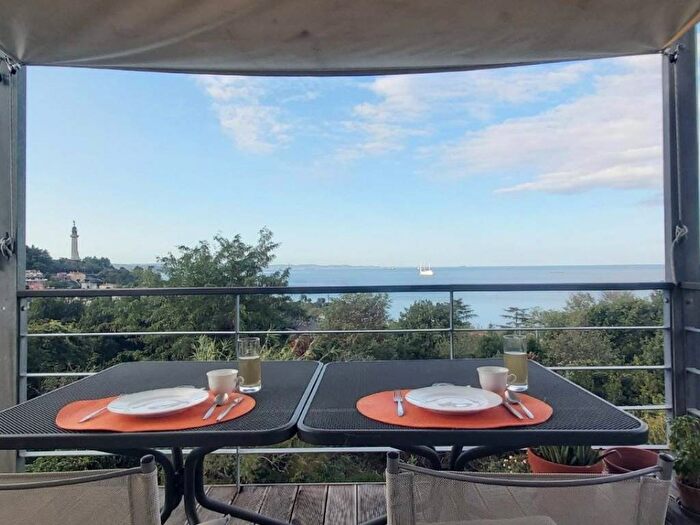 Appartamento trilocale in affitto in Strada del Friuli, Barcola, Trieste