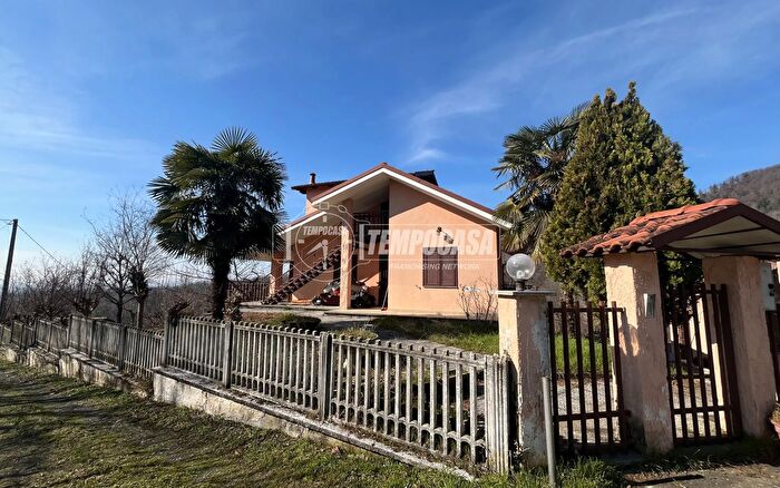 Casa trilocale in vendita in Strada Provinciale, Castelnuovo Nigra