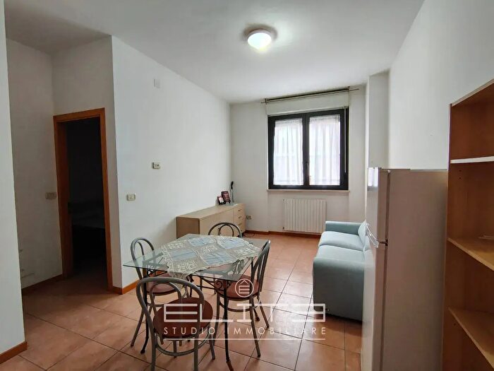 Appartamento bilocale in affitto in Via Palmiro Togliatti, Ancona