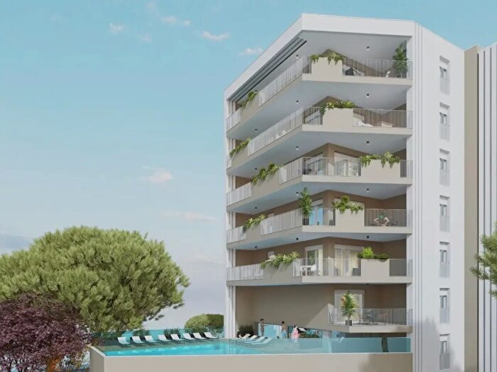 Appartamento quadrilocale in vendita in Via Olanda, Jesolo