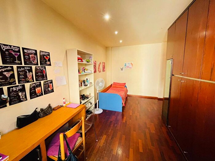 Appartamento trilocale in vendita in Via Cremona, Bologna, Roma