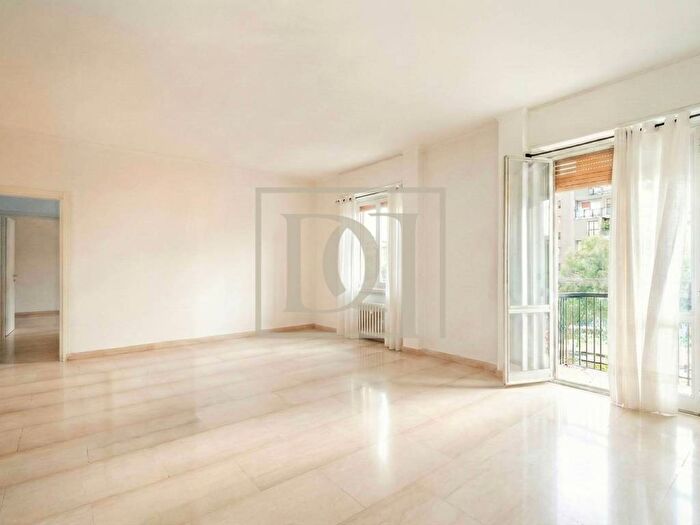 Appartamento quadrilocale in affitto in Viale Fulvio Testi, Istria, Milano