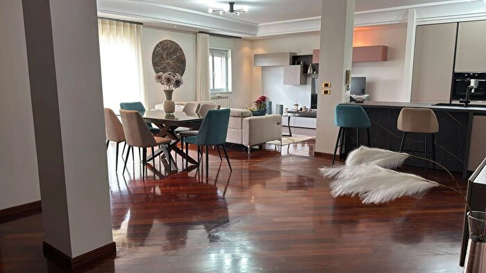 Appartamento con 7 locali in vendita in Via Giuseppe Romita Caltanissetta, Caltanissetta