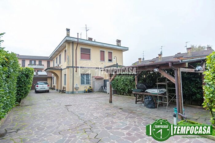 Casa trilocale in vendita in Dovera