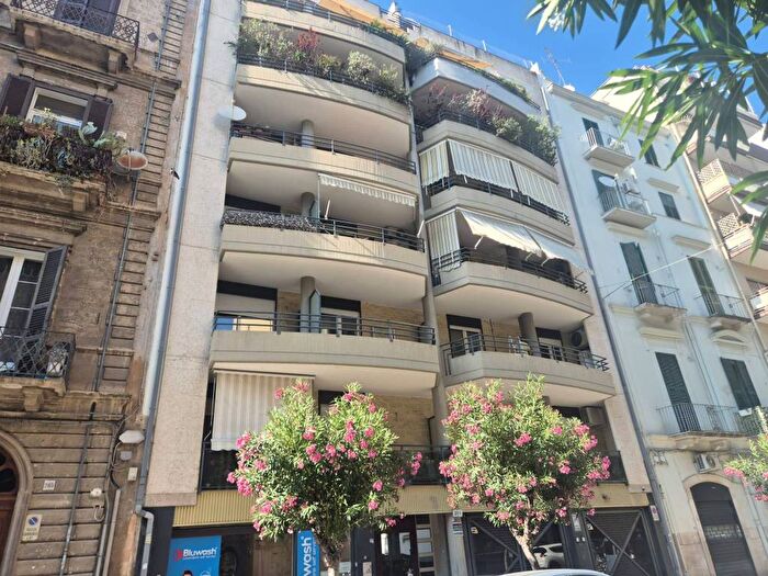 Appartamento bilocale in affitto in Via Nicolò Putignani, Murat, Bari