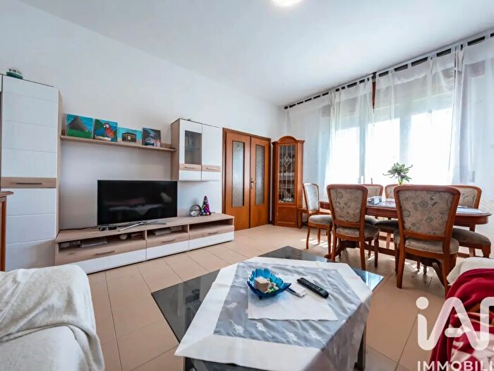 Casa con 6 locali in vendita in Via Botteghina, Riva del Po