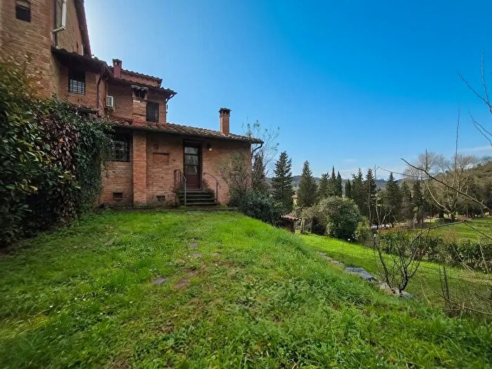 Appartamento trilocale in vendita in Via Agliati, San Miniato