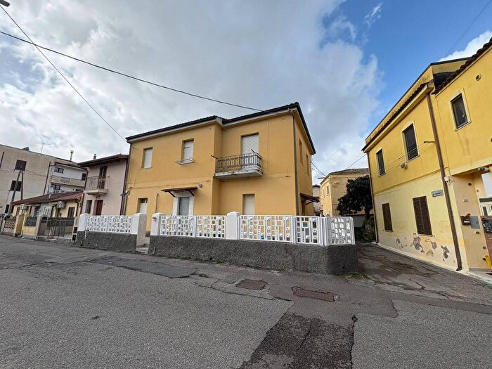 Appartamento trilocale in affitto in Via Guglielmo Ranieri, Santa Maria, Catanzaro