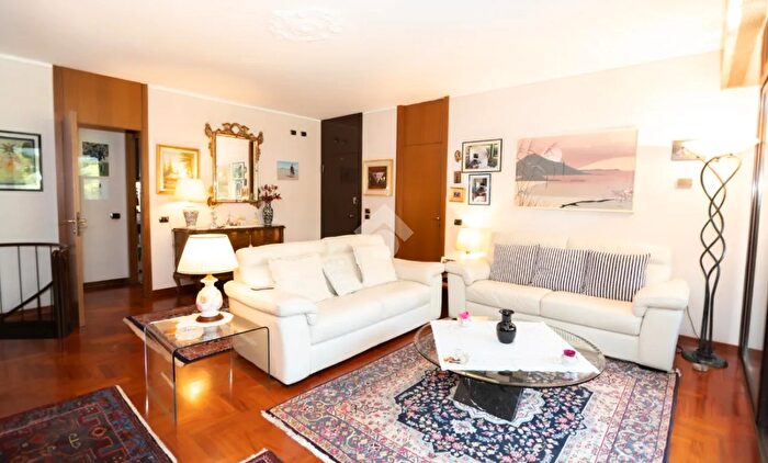 Appartamento quadrilocale in vendita in Via Giuseppe Verdi, Basiglio