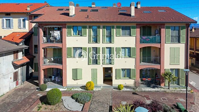 Appartamento trilocale in vendita in Via Roma, Correzzana