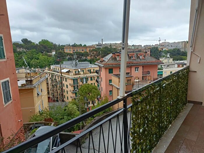 Appartamento quadrilocale in affitto in Via Gian Battista Gaulli a, Genova