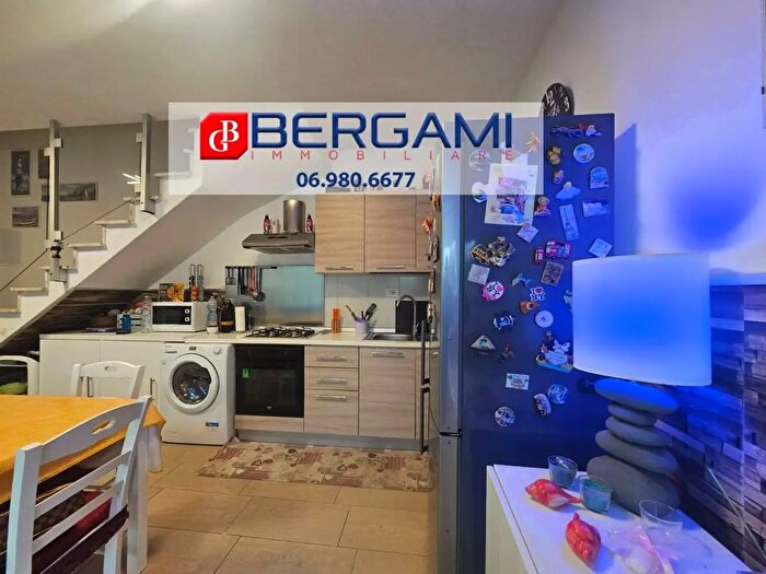 Casa trilocale in affitto in Via Igea, Anzio