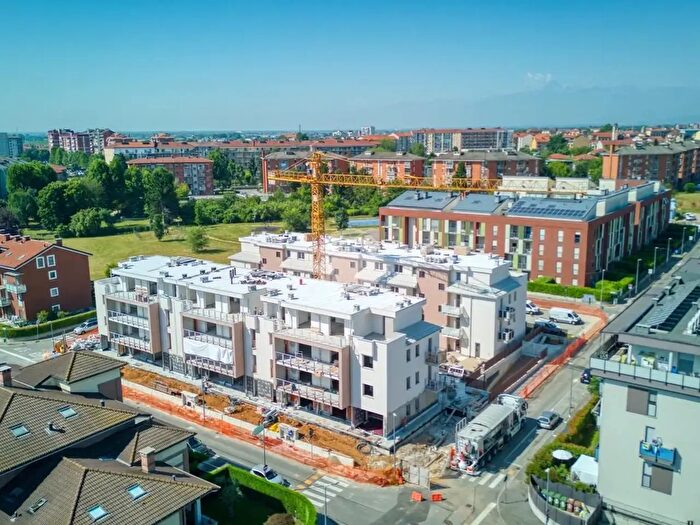 Appartamento trilocale in vendita in Via Belgio, Orbassano