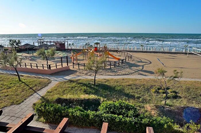 Appartamento con 6 locali in vendita in Rodi Garganico