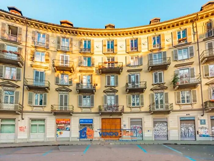 Appartamento bilocale in vendita in Largo Montebello, Torino