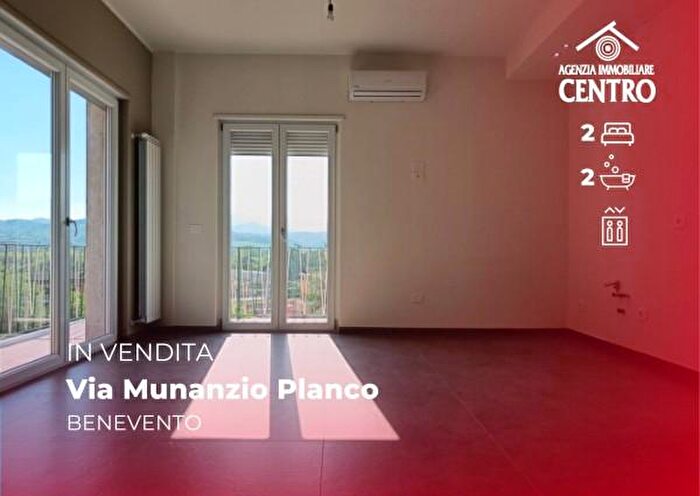 Appartamento trilocale in vendita in Via Munanzio Planco, Benevento