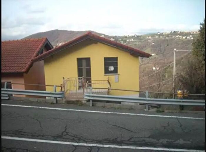 Casa quadrilocale in vendita in Via Molinetti, SantOlcese