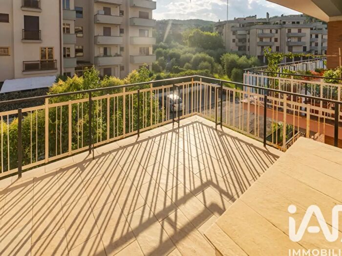 Appartamento con 5 locali in vendita in Viale della Liberta', Chianciano Terme