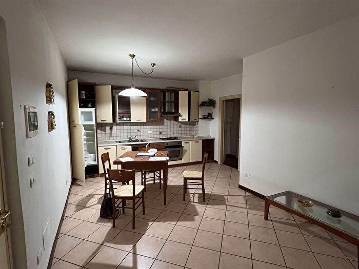 Appartamento trilocale in vendita in Sale