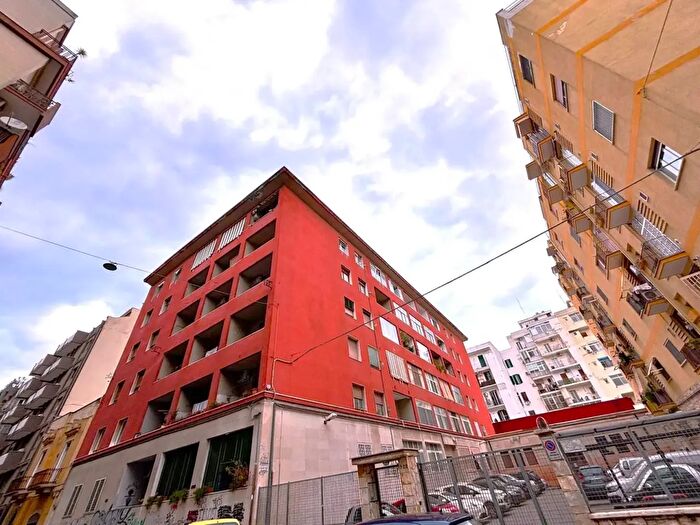Appartamento trilocale in vendita in Via Sagarriga Visconti, Bari