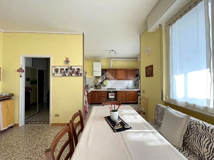 Appartamento trilocale in vendita in Via Dante Alighieri, Canneto SullOglio